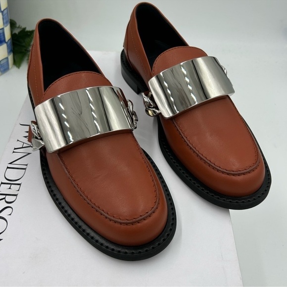 Men’s JW Anderson, gourmet chain, leather loafer size 39 made in Italy main image 11